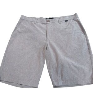 Travis Mathew Size 38 Tan Golf Shorts Polyester Blend 10 inch Inseam Light